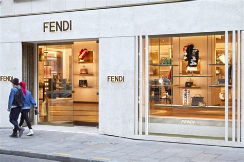 fendi french website